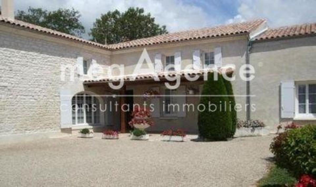 Дом с 4 спальнями в Сент, Франция № 27141