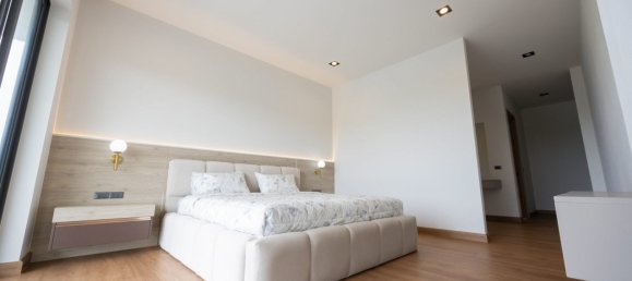 4 bedrooms House for sale in Chon Buri, Chonburi, Eastern Thailand, Thailand № 81805 14