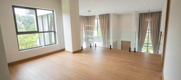4 bedrooms House for sale in Chon Buri, Chonburi, Eastern Thailand, Thailand № 81805 10