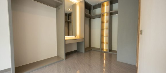 4 bedrooms House for sale in Chon Buri, Chonburi, Eastern Thailand, Thailand № 81805 17