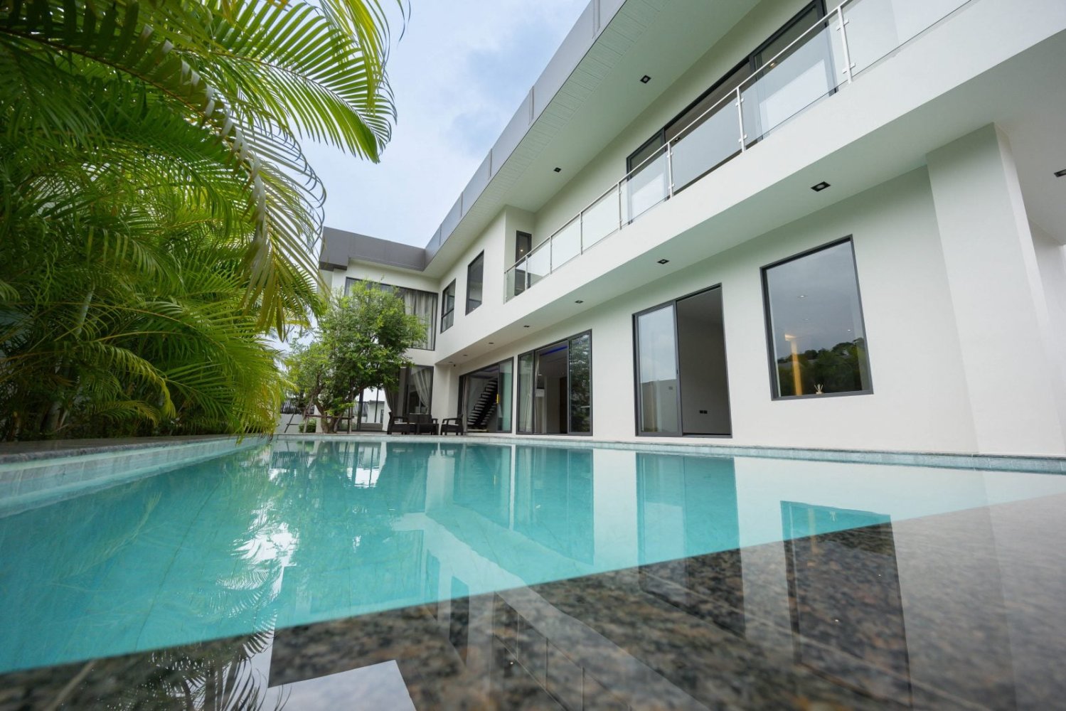 4 bedrooms House for sale in Chon Buri, Chonburi, Eastern Thailand, Thailand № 81805