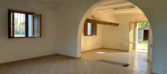 7 bedrooms House in Cecina, Italy No. 89533 17