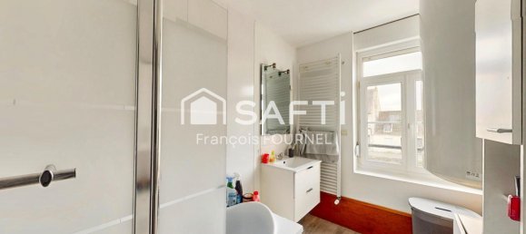 Casa de 4 dormitorios en Saint-Omer, France No. 210817 10