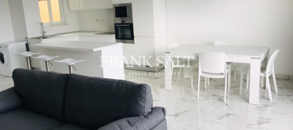 3 bedrooms Penthouse in Gzira, Malta No. 11223 6