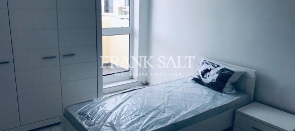 3 bedrooms Penthouse in Gzira, Malta No. 11223 4