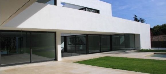 4 bedrooms House in Madrid, Spain No. 19716 12