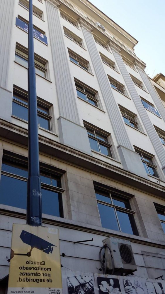 130m² Office in Buenos Aires, Argentina No. 107432