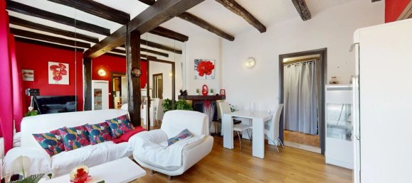 2 Schlafzimmer Haus in Chelles, France, Nr. 327982 4