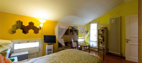 Пентхаус с 14 комнатами в Скандиано, Италия № 99490 20