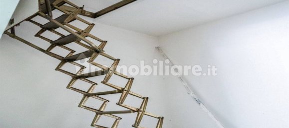 1-salle Propriété commerciale à Naples, Italy No. 256389 7