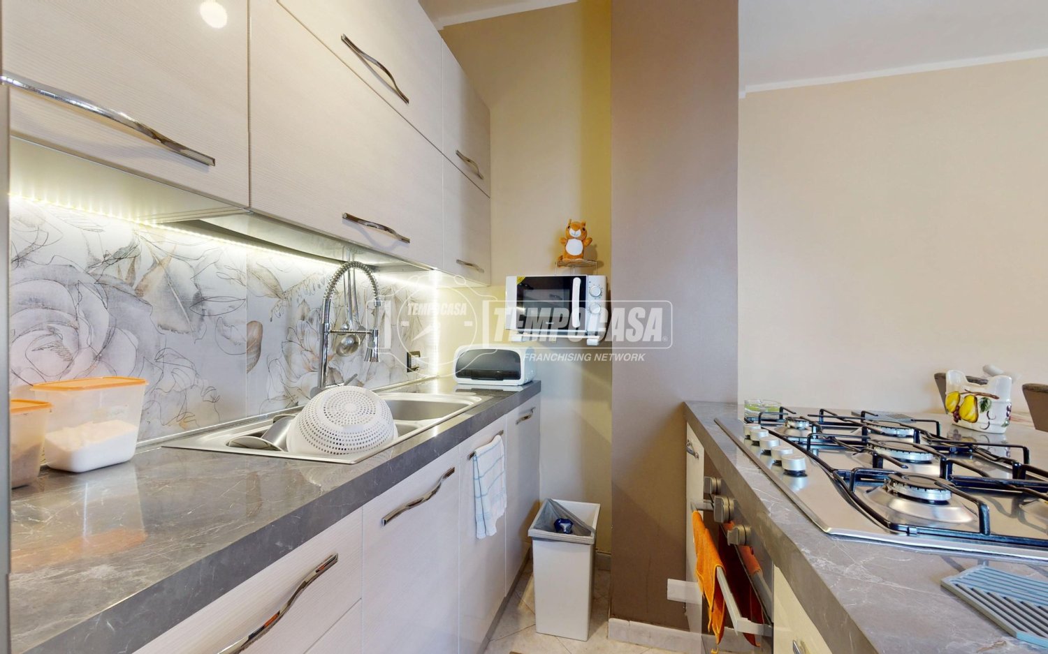 3 rooms Apartment in Rivoli, Italy No. 291107