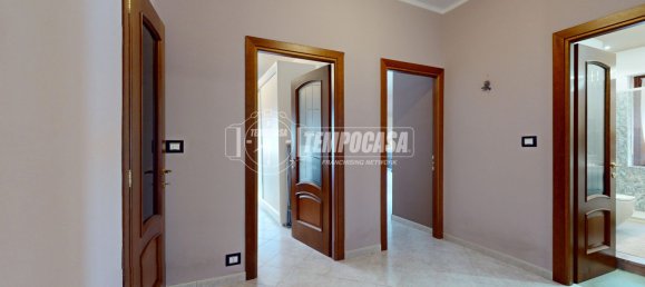 3 rooms Apartment in Rivoli, Italy No. 291107 7