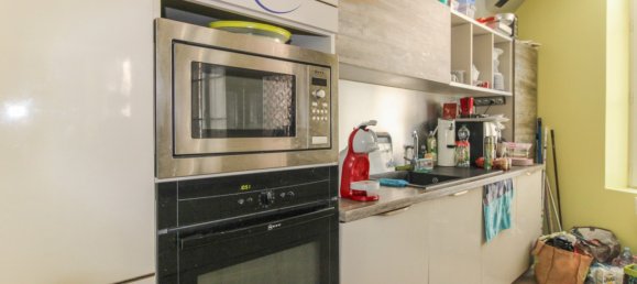 4 bedrooms Villa in Dreux, France No. 96967 3