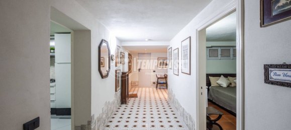4 bedrooms Villa in Parma, Italy No. 295772 24