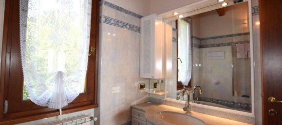 Villa de 3 habitaciónes en Serle, Italy No. 123287 32