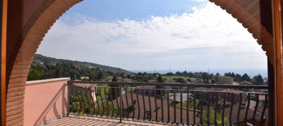 Villa de 3 habitaciónes en Serle, Italy No. 123287 12