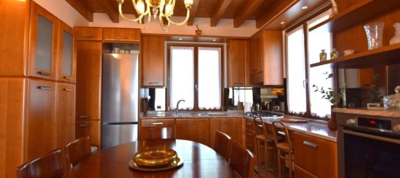 Villa de 3 habitaciónes en Serle, Italy No. 123287 21