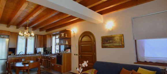 Villa de 3 habitaciónes en Serle, Italy No. 123287 19