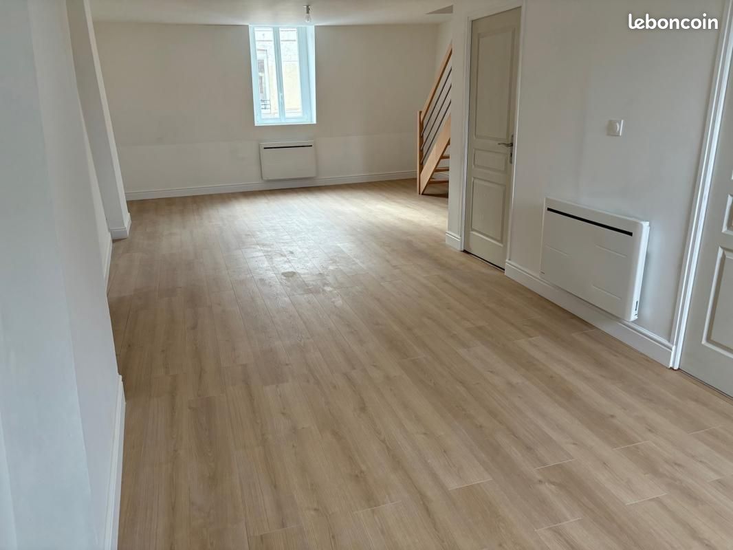 1 Schlafzimmer Doppelhaus in Armentieres, France, Nr. 56836