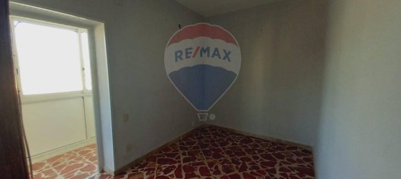 2 rooms Apartment in Palermo, Italy No. 7619 7