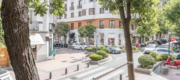 3 bedrooms Apartment in Madrid, Spain No. 141738 6