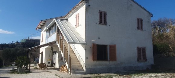 7غرفة منزل في Filottrano, Italy رقم 151950 8