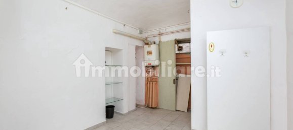 2 rooms Commercial property in Turin, Italy No. 80421 14
