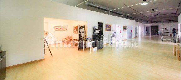 5-Zimmer Büro in Albiate, Italy, Nr. 310957 12