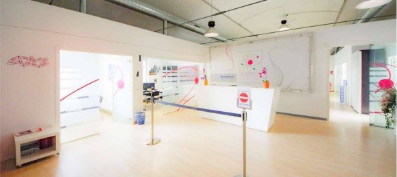 5-Zimmer Büro in Albiate, Italy, Nr. 310957 19