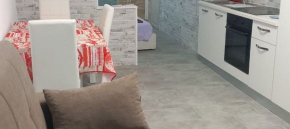 1 bedroom Apartment in Viareggio, Italy No. 331343 3