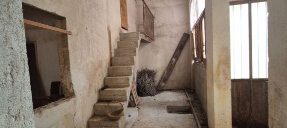 Gewerbliche Immobilie in Aradeo, Italy 110m², Nr. 332310 12