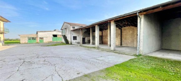 6 rooms House in Leno, Italy No. 169335 6