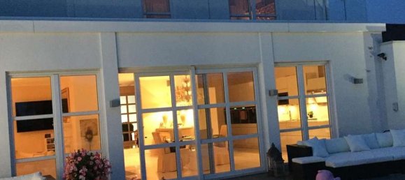 5 bedrooms Villa in Dusseldorf, Germany No. 88837 16