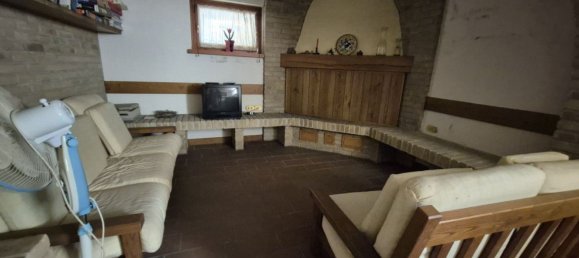 6 rooms House in Cesena, Italy No. 298692 24