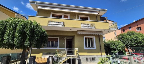 6 rooms House in Cesena, Italy No. 298692 2