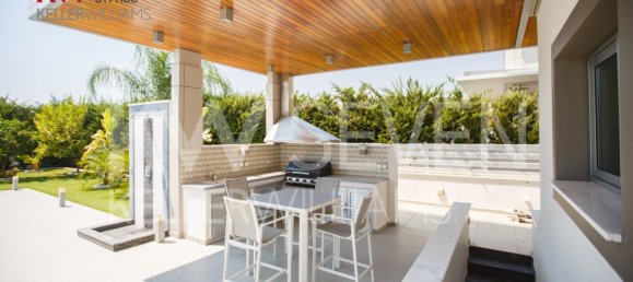 Вилла с 4 спальнями в Агиос Тихонас, Кипр № 26570 4