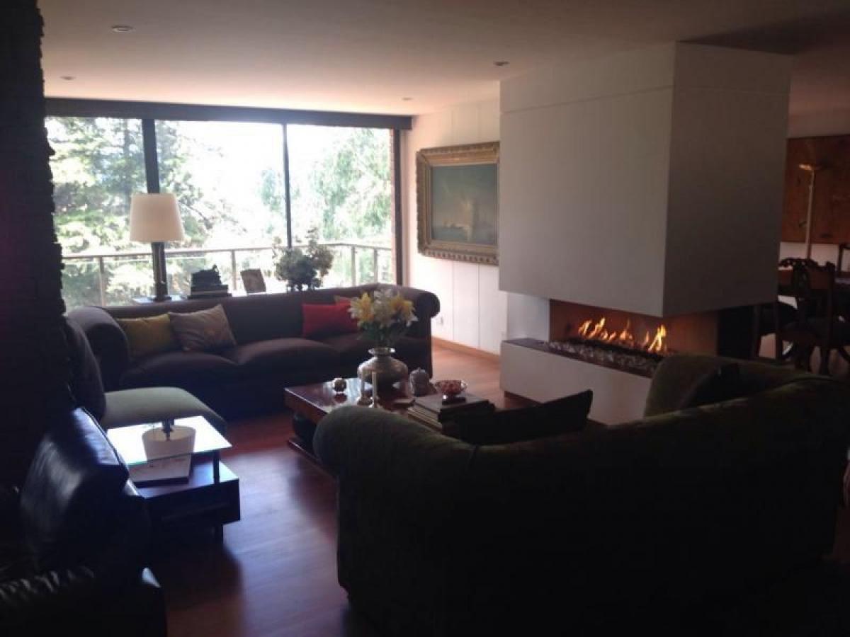 3 bedrooms House in Bogota, Colombia No. 14553