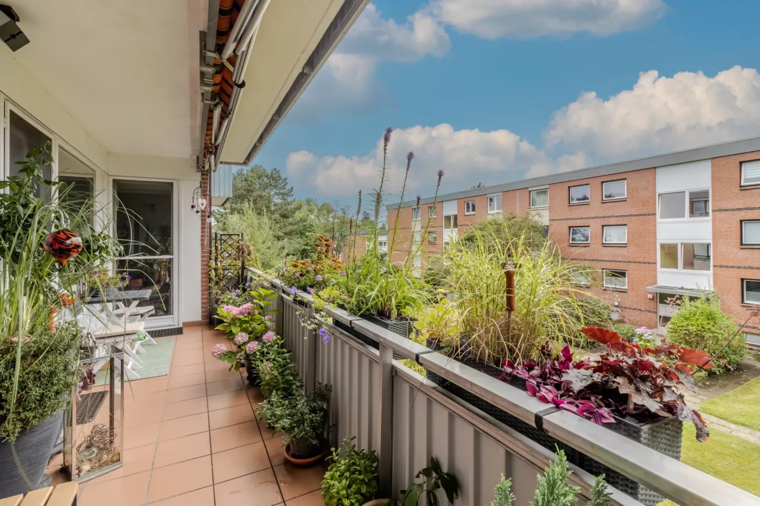 3 bedrooms Apartment in Pinneberg, Germany No. 265547