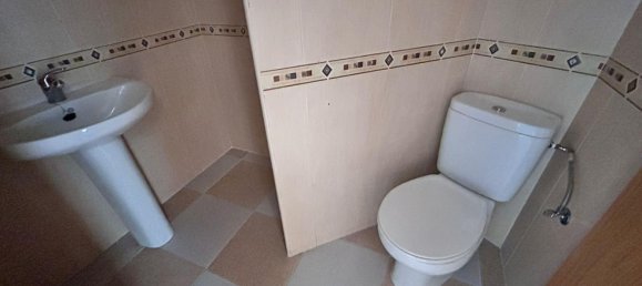 3 bedrooms Townhouse in Mentrida, Spain No. 147921 9