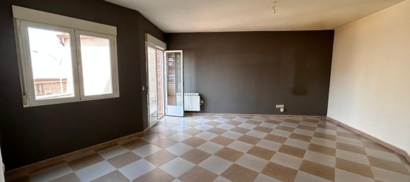 3 bedrooms Townhouse in Mentrida, Spain No. 147921 41