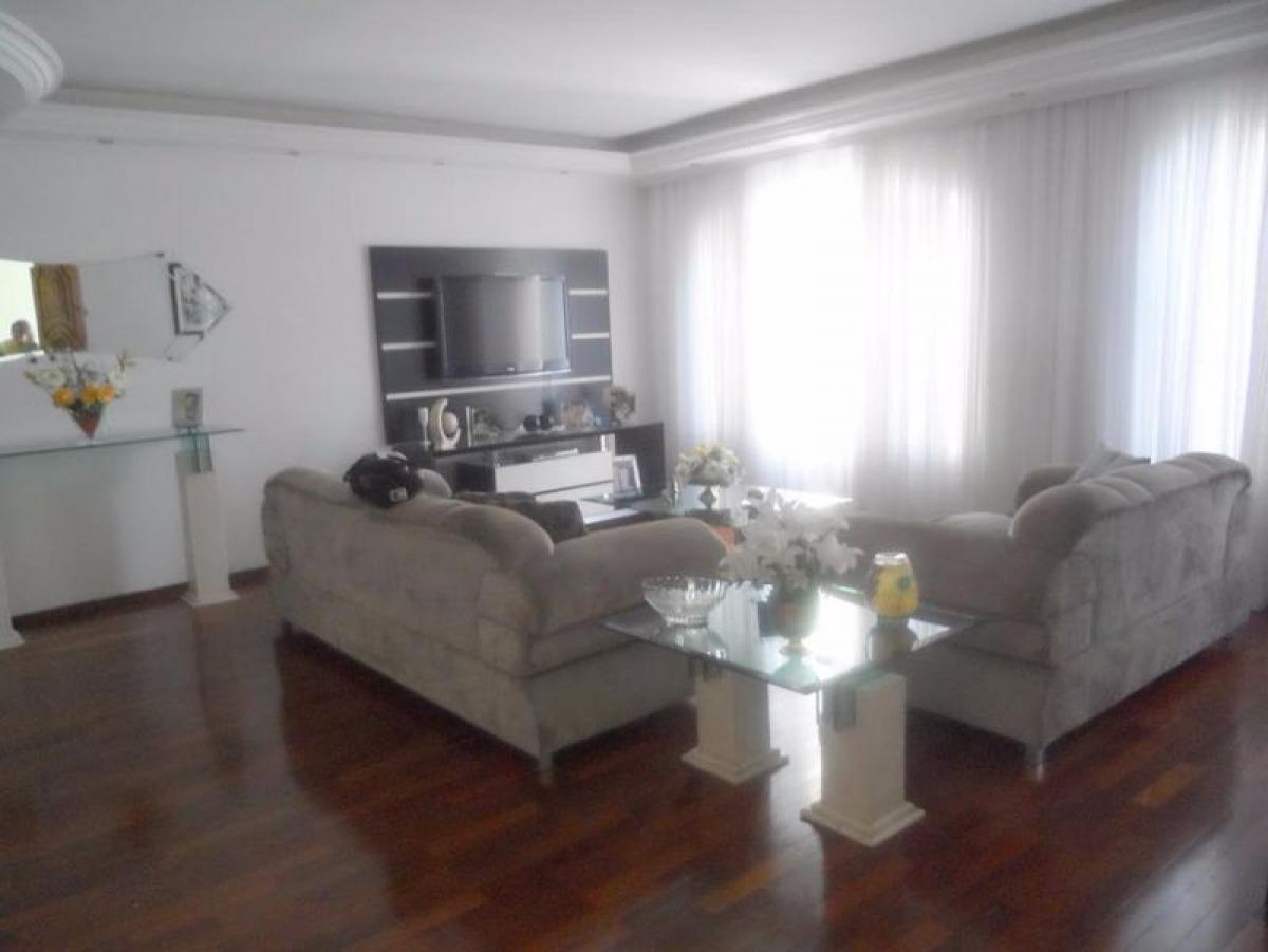 Casa de 3 dormitorios en Sao Paulo, Brazil No. 539000