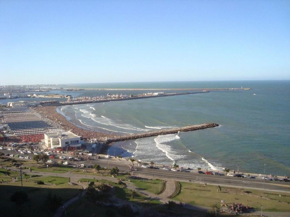 3 bedrooms Apartment in Mar del Plata, Argentina No. 100235