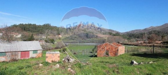 1050m² Land in Vouzela, Portugal No. 42503 5