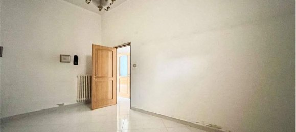 3-Zimmer Wohnung in Andria, Italy, Nr. 153928 5
