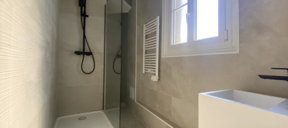 2 bedrooms Apartment in Dijon, France No. 283586 4