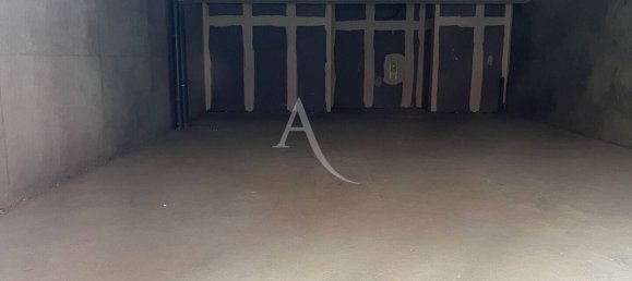 125m² Commercial property in Lille, France No. 45889 2