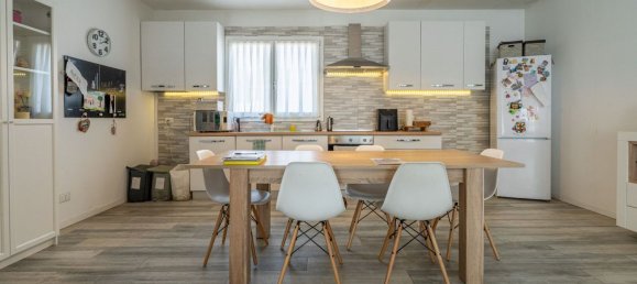 5 rooms Duplex in Vicenza, Italy No. 54712 4