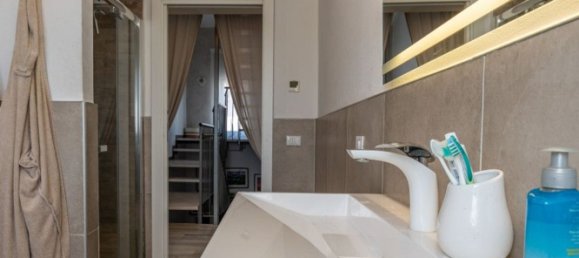 5 rooms Duplex in Vicenza, Italy No. 54712 13