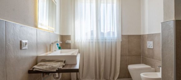 5 rooms Duplex in Vicenza, Italy No. 54712 10