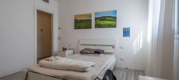 5 rooms Duplex in Vicenza, Italy No. 54712 22